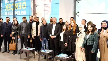 AK Parti Diyarbakır Büyükşehir Belediye Başkan Adayı Mehmet Halis Bilden, Gençlerle Buluştu