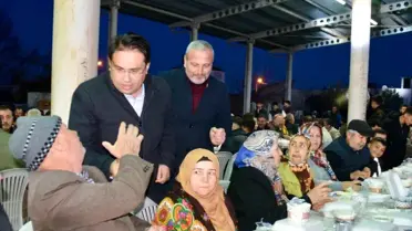 Antalya Döşemealtı'nda İYİ Parti Belediye Başkan Adayı Emre Afacan'ın İftar Yemeğine Yoğun Katılım