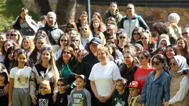 Efeler Belediye Başkanı Mehmet Fatih Atay, miniklerle doğa yürüyüşü gerçekleştirdi