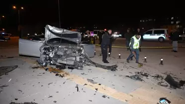 Gaziantep'te Otomobiller Çarpıştı: 2'si Çocuk 7 Kişi Yaralandı