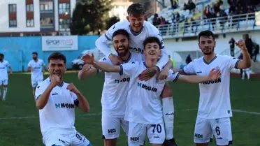 Pazarspor, Eynesil Belediyespor'u 4-1 mağlup etti