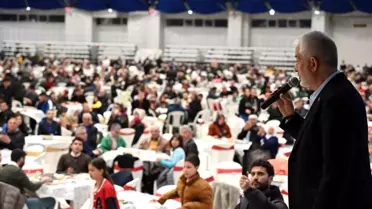 Isparta Belediye Başkanı Şükrü Başdeğirmen, mesai arkadaşlarıyla aile iftarında buluştu