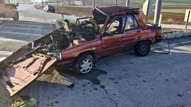 Çorum'da Otomobil ile Kamyon Çarpıştı: Sürücü Hayatını Kaybetti
