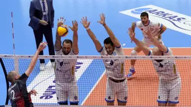 Arkas Spor, Kupa Voley yarı finalinde Ziraat Bankkart'ı mağlup ederek finale yükseldi