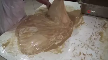 Kütahya'da Ramazan ayının vazgeçilmez lezzeti: 'Tahinli pide'