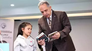 Talas Belediyesi 60. Kütüphane Haftası'nda kitap kurtlarına ödül verdi