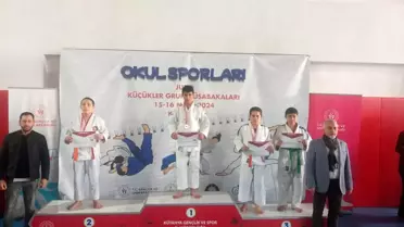 Bilecikli sporcu Kütahya'dan gümüş madalya ile döndü