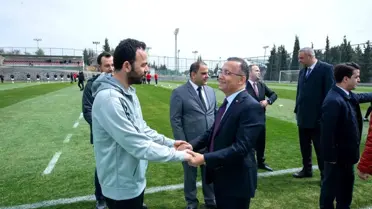 Gaziantep Valisi Kemal Çeber, Gaziantep Futbol Kulübü'nü ziyaret etti
