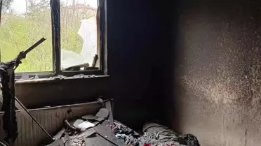 Zonguldak'ta çıkan yangında mahsur kalan yatalak hasta kurtarıldı