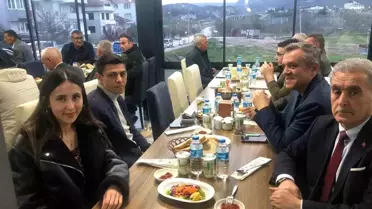 Osmaneli'de Muhtarlar ve Kamu Çalışanları İçin İftar Programı Düzenlendi