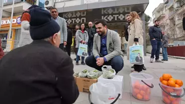 AK Parti Gençlik Kolları Başkanı Eyyüp Kadir İnan, Bergama ve Kınık'ta seçim çalışmalarını sürdürdü