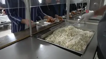 Elazığ'da üniversite öğrencilerine ücretsiz iftar veriliyor