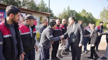 Akhisar Belediye Başkanı Besim Dutlulu, Belediye Personelini Ziyaret Etti