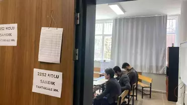 Fatih'te Tahtakale Mahallesi'nde 13 seçmen bulunması dikkat çekti