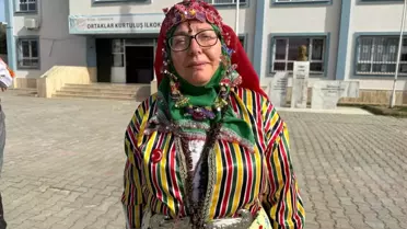 Aydın'da Yörükler Yöresel Kıyafetleriyle Oy Kullandı