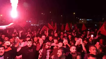 Cumhur İttifakı Hatay Büyükşehir Belediye Başkanı Mehmet Öntürk, Partililere Seslendi