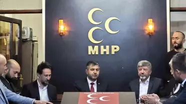 Gediz Belediye Başkanı Necdet Akel'i tebrik edenler AK Parti adayı ve ilçe başkanı oldu