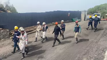 Zonguldak'ta maden ocağında elektrik çarpması sonucu yaşamını yitiren işçi toprağa verildi