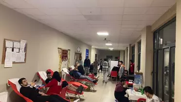 Kırklareli'nde üniversite öğrencileri kan bağışında bulundu