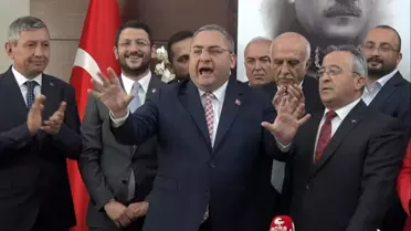 Keçiören'de CHP'li Mesut Özarslan mazbatasını aldı