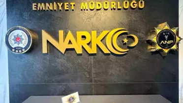 Ağrı'dan Erzurum'a uyuşturucu taşıyan araçta 2 kişi gözaltına alındı