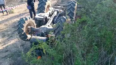 Denizli'de traktör şarampole devrildi, sürücü hayatını kaybetti