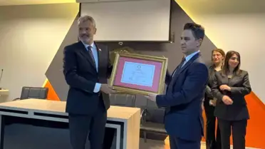 Hatay'da Cumhur İttifakı Adayı Mehmet Öntürk Göreve Başladı