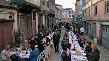 Giresun'da Mahalle Halkının Yaptığı İftar Sofrası Kaynaşmayı Sağlıyor
