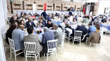 Bodrum Belediye Başkanı İftar Yemeğinde İlçe Protokolü ve Gazi, Şehit Aileleri ile Buluştu