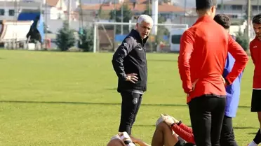 Eskişehirspor, Teknik Direktör Önder Karaveli ile Yollarını Ayırdı