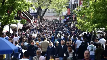 Bursa'da Bayram Alışverişi Yoğunluk Oluşturdu