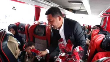 Kapadokya'ya gelen yerli turistler Nevşehir Belediye Başkanı tarafından karşılandı