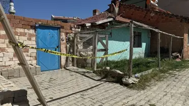 Afyonkarahisar'da Pompalı Tüfekle Saldırı: Eski Eşin Kocası ve Annesi Yaralandı
