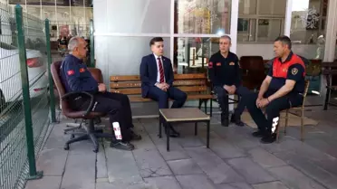 Karacasu Kaymakamı Mehmet Gündoğdu, Ramazan Bayramı'nda kamu hizmeti veren personelle bayramlaştı