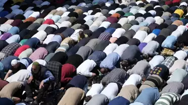 Ramazan Bayramı'nda Bursa'da Tarihi Camilere Akın