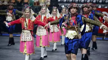 Halk Oyunları Okul Sporları Gençler Grup Yarışmaları Denizli'de Yapılacak