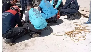 Niğde'de inşaatın gider kuyusuna düşen işçi yaralandı
