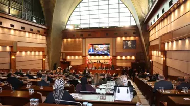 İBB Meclisi'nde MHP ve BBP Ayrı Grup Kurma Kararı