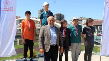 Afyonkarahisar'da Okul Sporları Kano Müsabakaları Tamamlandı