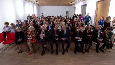 Erimtan Arkeoloji ve Sanat Müzesi, Melike Abasıyanık Kurtiç'in sergisini açtı
