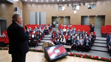 Melikgazi Belediye Başkanı Muhtarlarla İstişare Toplantısı Yaptı