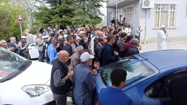 Kütahya'nın Hisarcık ilçesinde vatandaşlar yağmur duasına çıktı