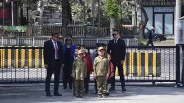 Afyonkarahisar'da Şehit Kerim Üye İlkokulu öğrencileri İkmal ve Garnizon Komutanlığını ziyaret etti