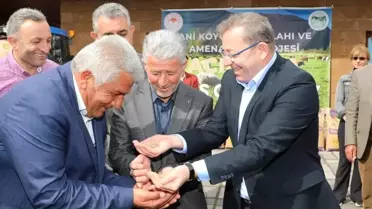 Kars'ta Mera Islah ve Amenajman Projeleri kapsamında tohum dağıtımı yapıldı