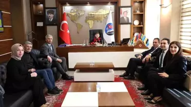 23 Nisan'da Başkanlık Koltuğuna Abdurrahman Avınca Oturdu