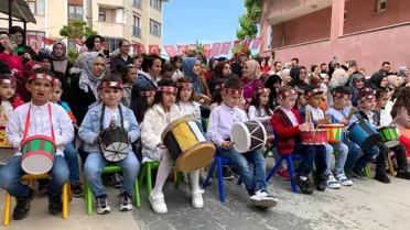 Çayırova'da Miniklerin Gösterileri Büyük Alkış Topladı