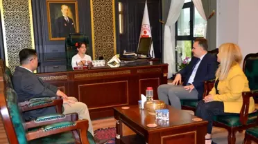 23 Nisan'da Karagözoğlu İlkokulu Öğrencileri Edremit Yönetimini Devraldı