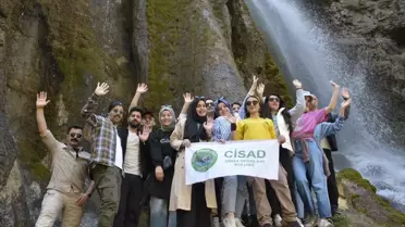 Hakkari'de doğaseverler Ava Ore Şelalesi'ni keşfetti