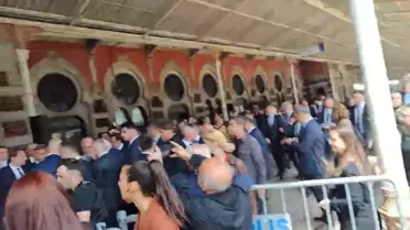 Almanya Cumhurbaşkanı Steinmeier'in Sirkeci Garı'ndaki Sergi Ziyaretine Filistin Protestosu