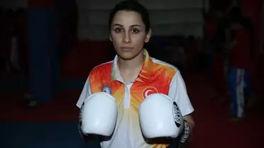Berna Tut, Çin'de yapılacak Wushu Kungfu Dünya Kupası'nda altın madalya hedefliyor
